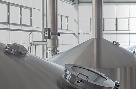 What kind of detergent should be used to clean the human hole?